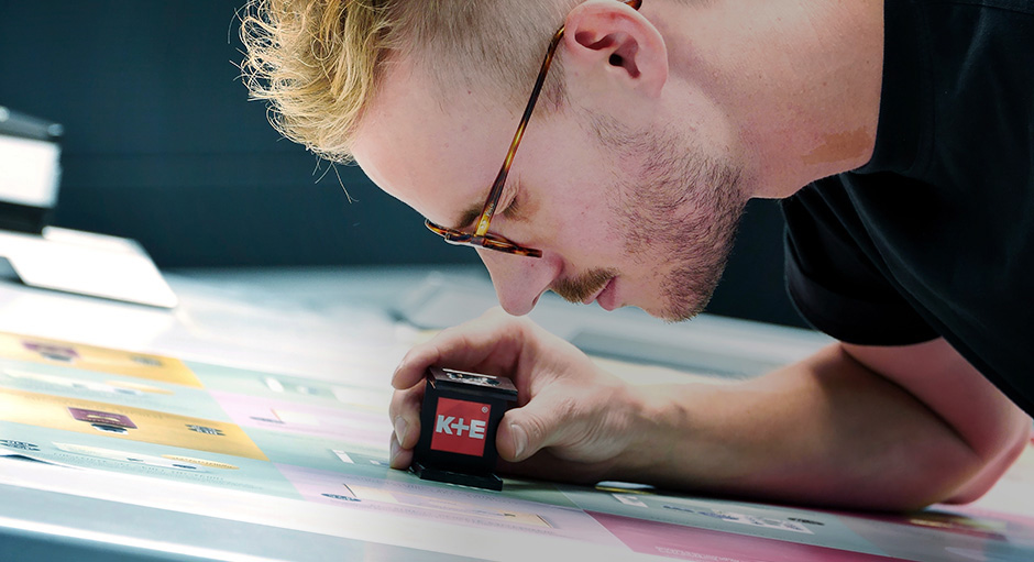 FLYERALARM Blog Ausbildung Medientechnologe Druck