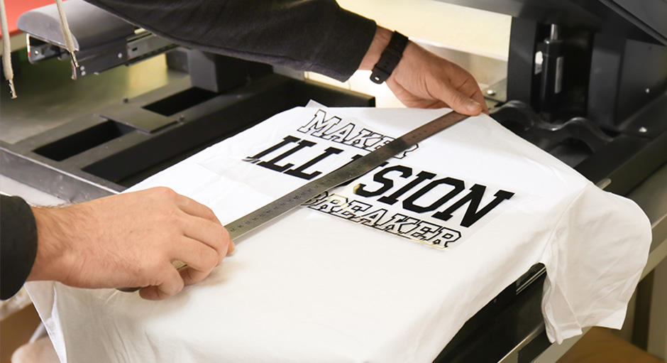 FLYERALARM Blog Titelbild
Sportbekleidung bedrucken bei FLYERALARM