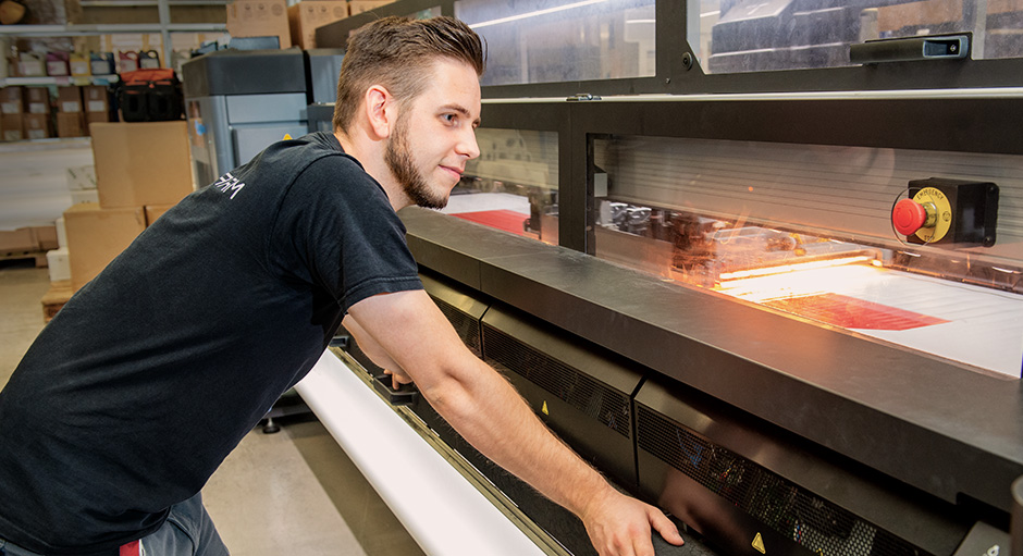 FLYERALARM Blog Titelbild Medientechnologe Druck Digital