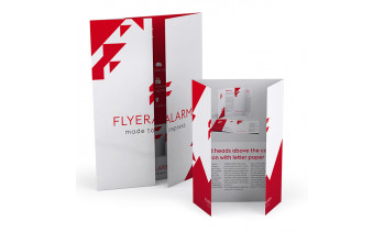 Faltblätter mit Fensterfalz