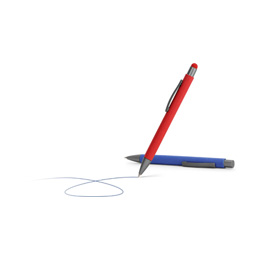 Produktprøve på kuglepenne af papir med metalelementer